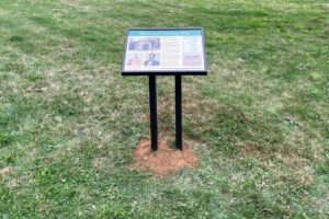 Lighthouse Hill Cemetery Walking Sign